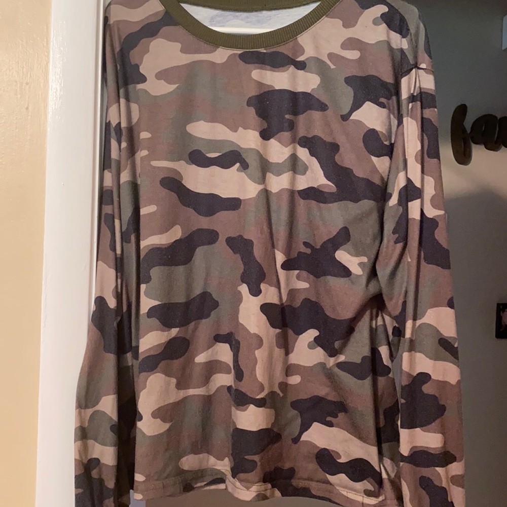 Camo long sleeve tshirt